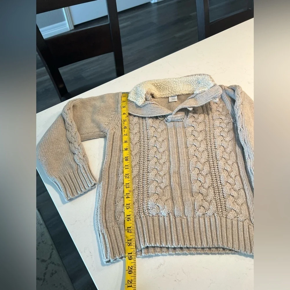 Girls Gymboree beige cable knit collared sweater size 7/8